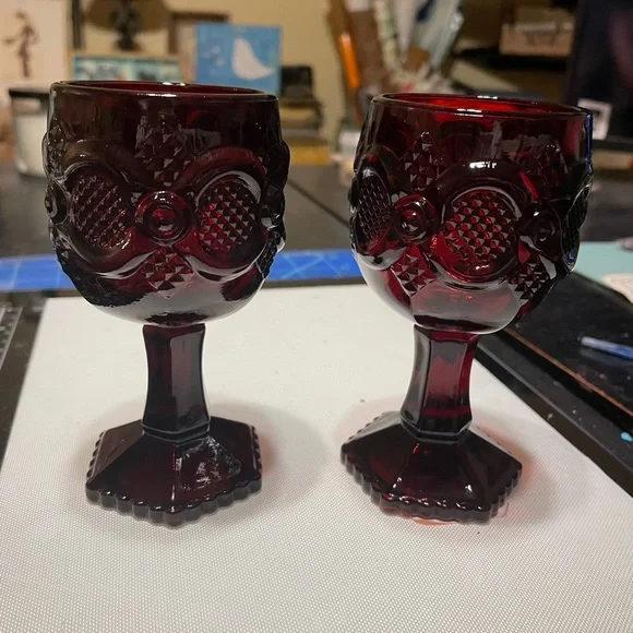 Avon 1876 Cape Cod collection vintage red glasses - Picture 2 of 2